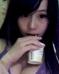 女主播抖奶装可爱